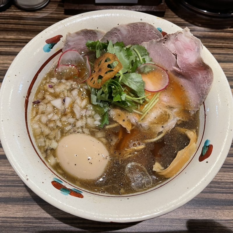 魚香る味玉生醤油そば(麺とカフェ処 悠然かしや)