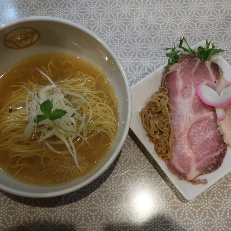 明日の塩らーめん(麺物語 つなぐ)
