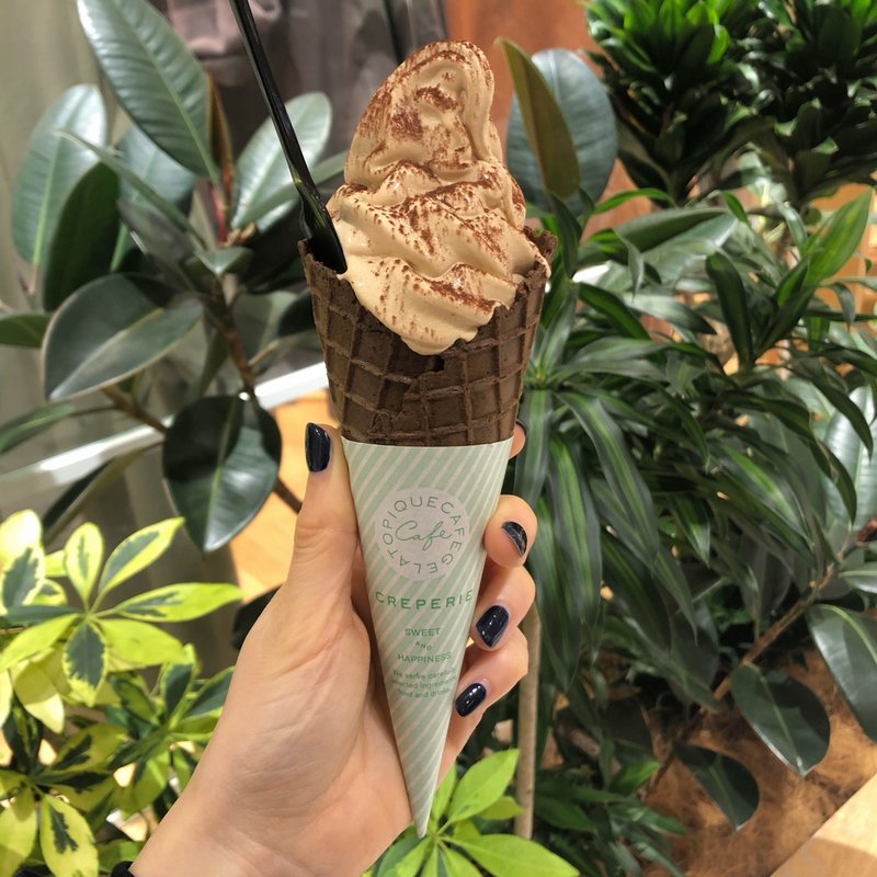 ショコラティラミスソフトクリーム(ジェラート ピケ カフェ クレープ リー)