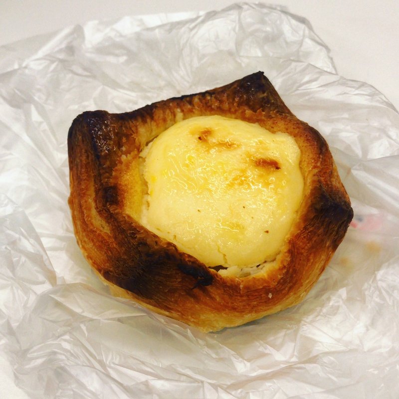 バスクチーズケーキデニッシュ(VIE DE FRANCE Reve de Paris 蒲田店)