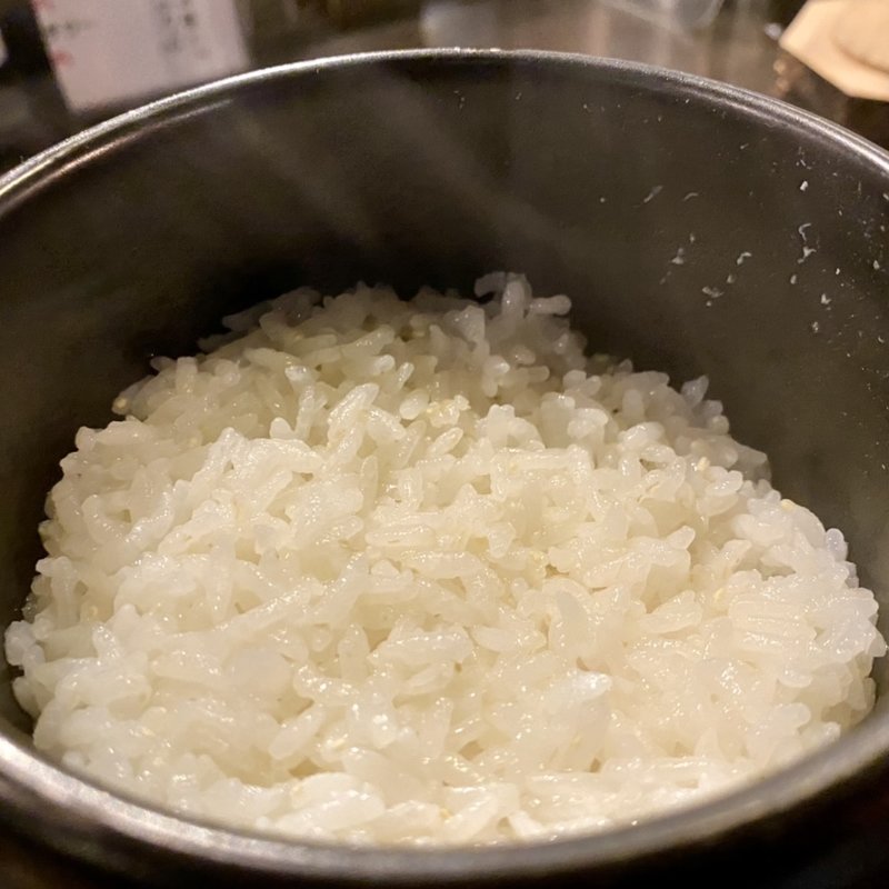 釜飯で炊き上げる わさび飯(蔵之助 亀戸店)