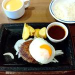 目玉焼きハンバーグ(ステーキガスト)