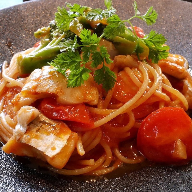 真鯛のトマトソース オレガノ風味(中野商店)