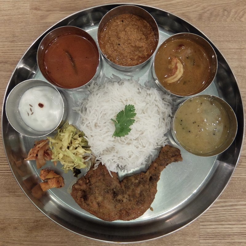 タリカロカリープレート(對馬流南インド系辛口料理店タリカロ)