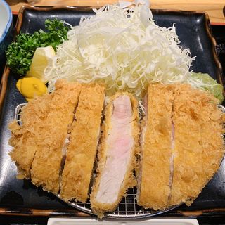 特選ロースカツ定食(とんかつ いわい)