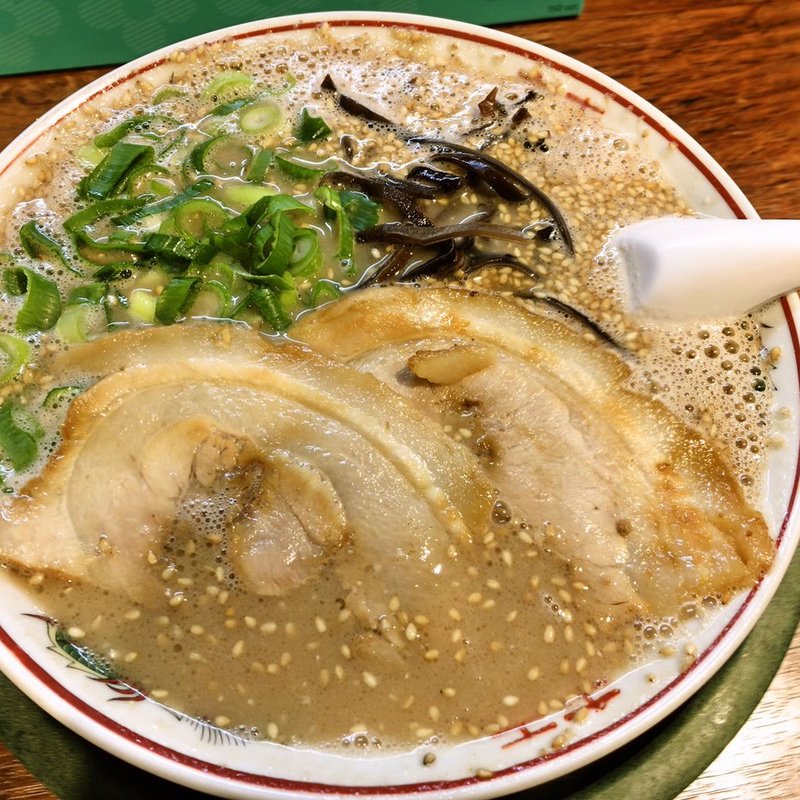 若塩とんこつ(博多とんこつ 天神旗)