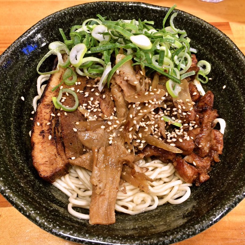 肉まぜ麺(らーめん砦 )