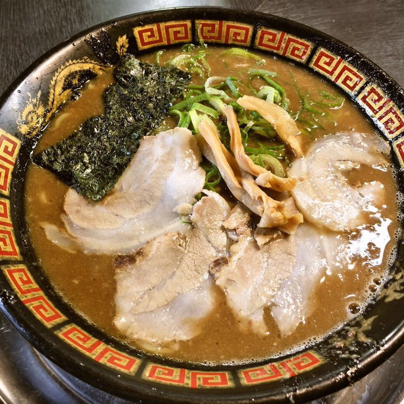 とんこつラーメン(無鉄砲 東京中野店)