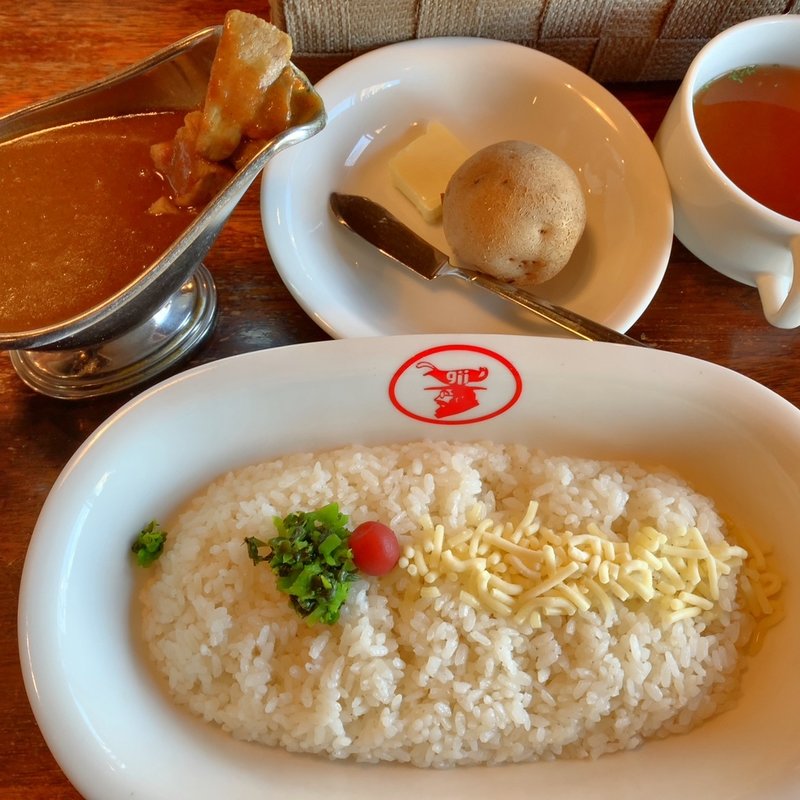 ポークカレー（甘口中辛辛口）(欧風カレー・ギー (gii))