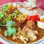 C セット（A.B.ミックススペシャルカレー:A.焼豚と新ジャガ、お野菜プレート B.欧風スパイスカレー）(SPICE CURRY DAISY)