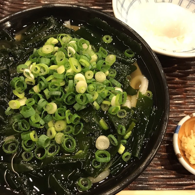 冷やかけわかめうどん(丸香)