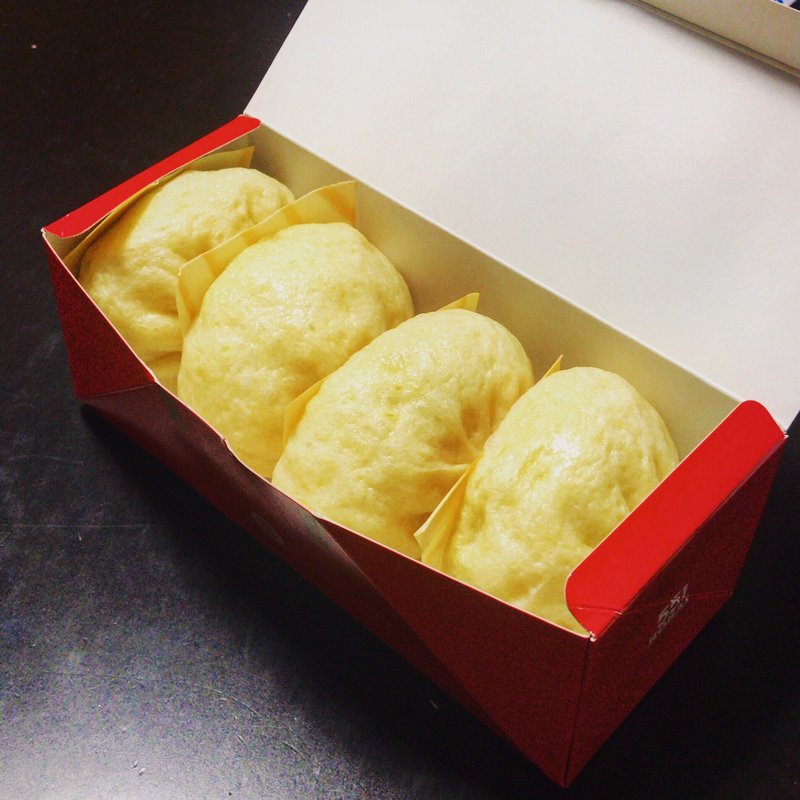 豚饅(551蓬莱 JR新大阪駅店 （ゴーゴーイチホウライ）)