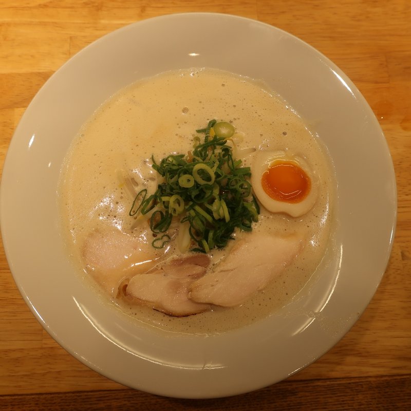 だしと鶏白湯のらーめん(くぼた製麺処)