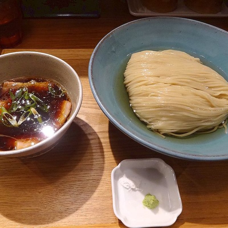 淡麗昆布水つけ麺(いかれたヌードル フィッシュトンズ （いかれたNOODLE Fishtons）)