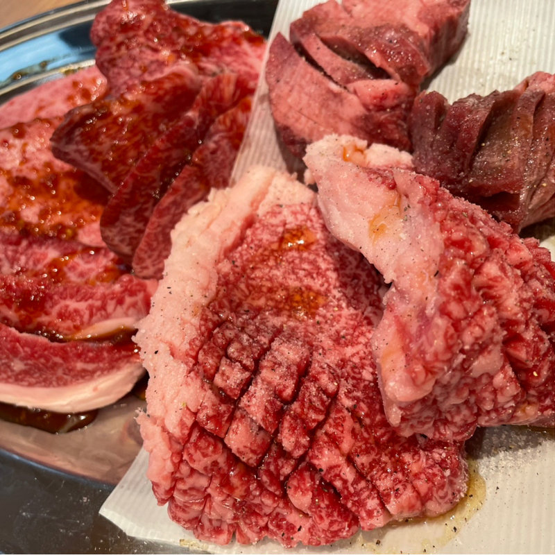 和牛食べ放題(和牛放題の殿堂秋葉原　肉屋横丁)