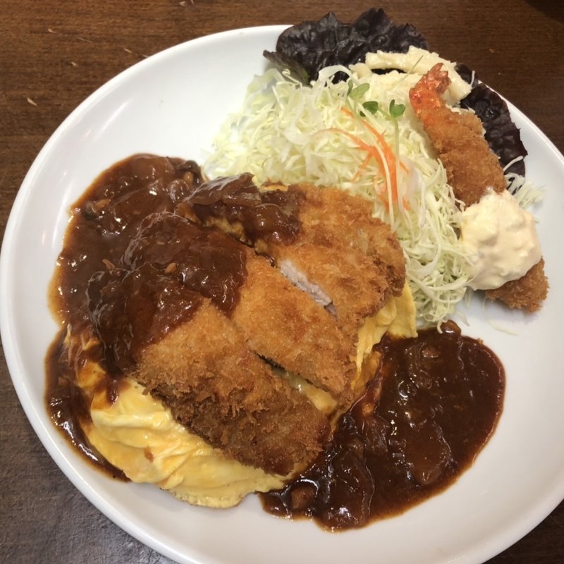 ボルガ定食（エビフライトッピング）(おおさかぐりる)