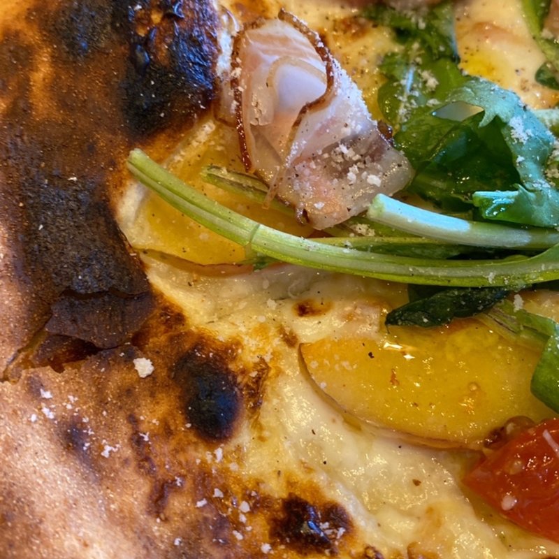 りんごチーズピザ(マンマパスタ六会店)