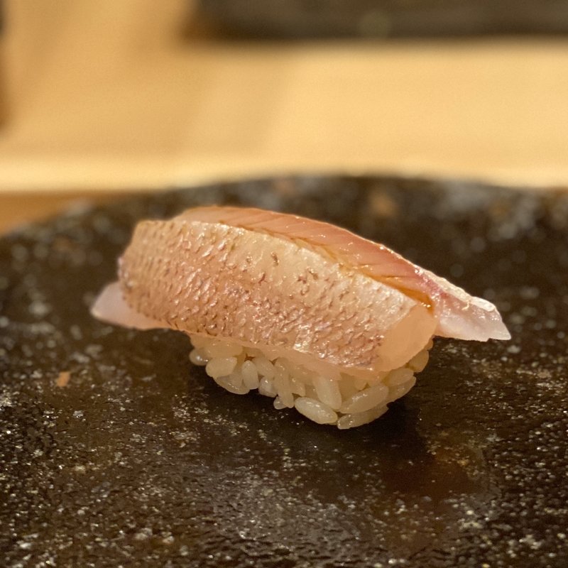 かすご(すし処 睦月 （むつき）)