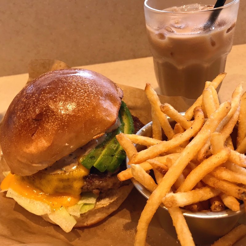 J.S.バーガー(J.S. BURGERS CAFE マークイズ福岡ももち店)