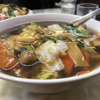 広東麺(水新菜館 （ミズシンサイカン）)