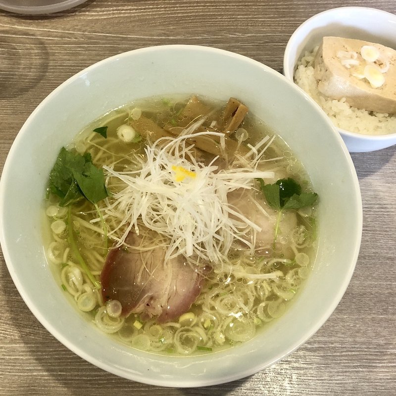 塩そば(中華そば 和渦 TOKYO)