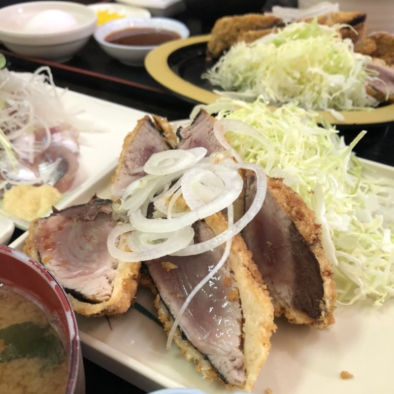 カツオのレアカツ定食(ゆうき食堂)