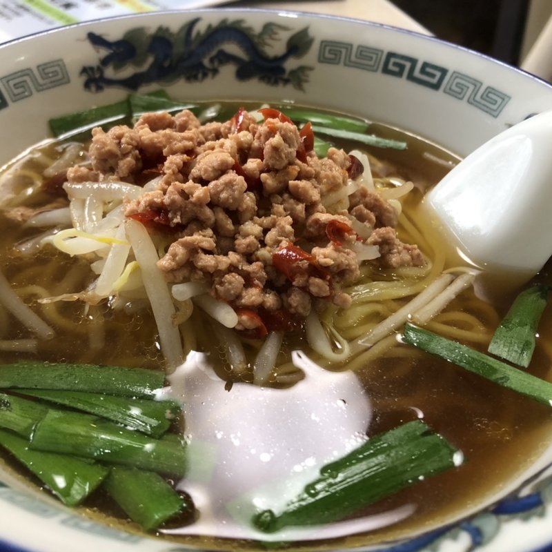 ラーメン半チャーハンセット(大武飯店)