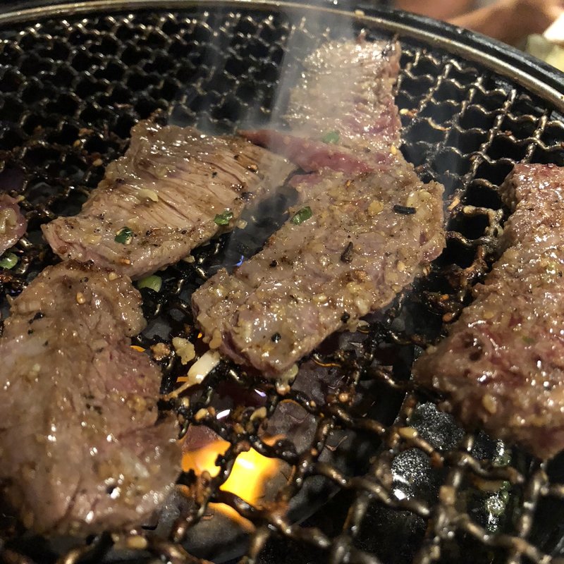 ハラミ(焼肉苑 麻布十番店 （ヤキニクエン）)
