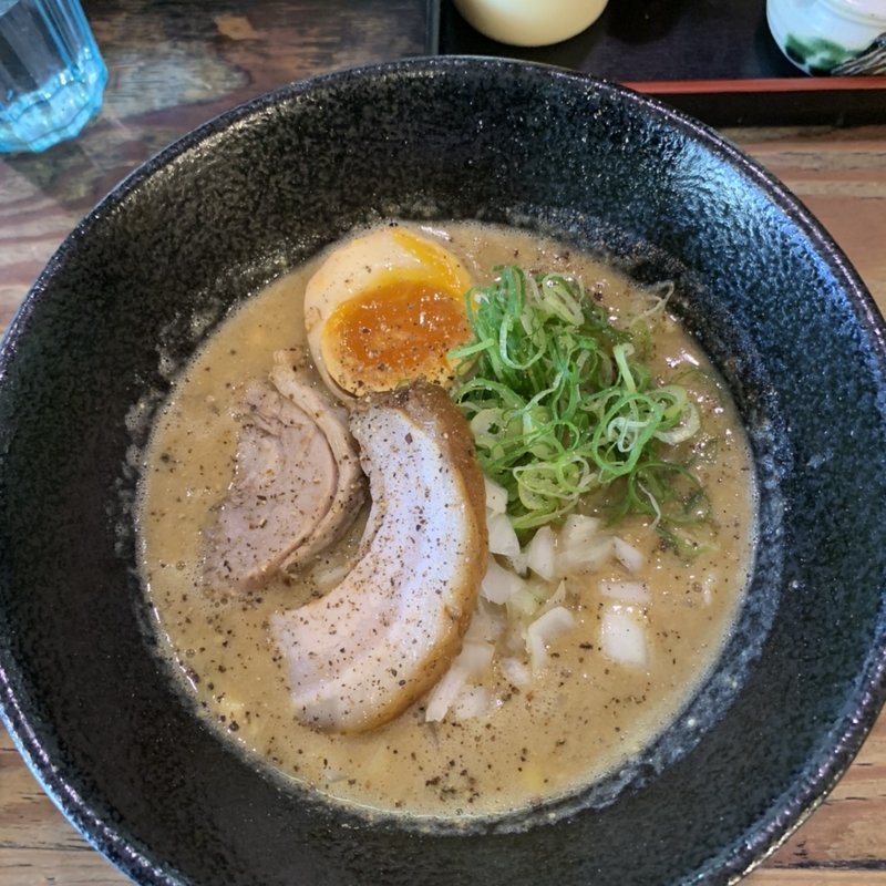 鶏濃厚らーめん(みのる製麺)