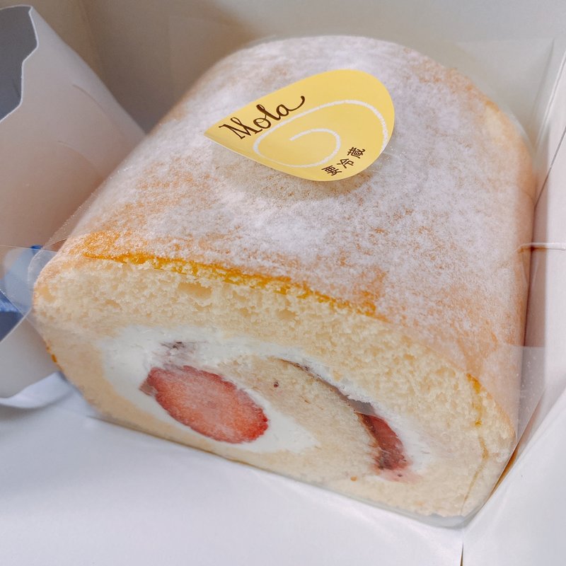 いちごロール(Mola)