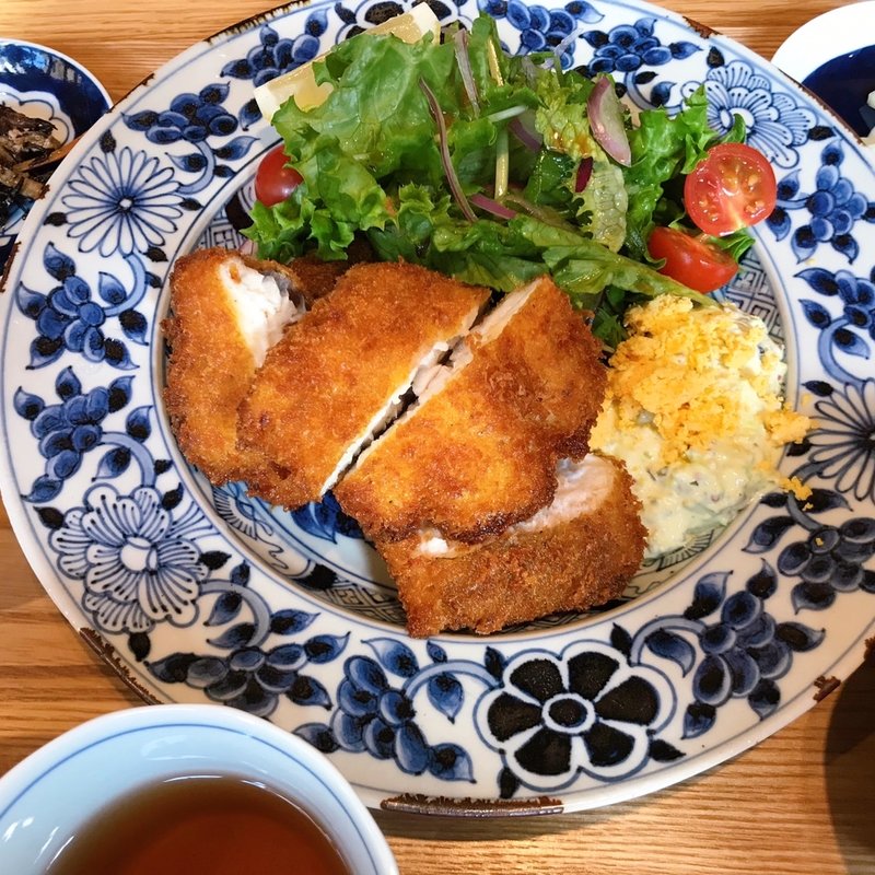 本日の魚カツ定食(うお田)
