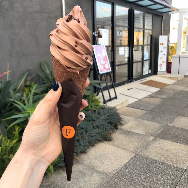 チョコレートのソフトクリーム(FLAVÉDO ROOFTOP フラベド ルーフトップ)