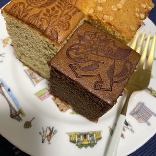 (デ カルネロ カステ)