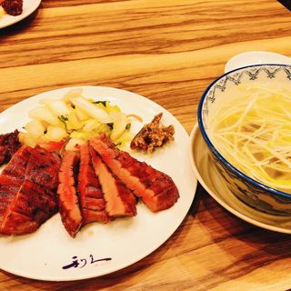 牛たん定食（3枚6切）(牛たん炭焼 利久 ラゾーナ川崎店)
