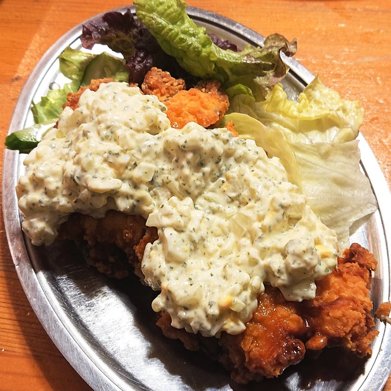 たっぷりタルタルチキン南蛮(骨付鳥、からあげ、ハイボール がブリチキン。武蔵小杉店)