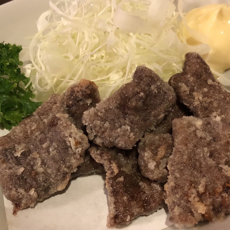 クジラの竜田揚げ(居酒屋たつみ )