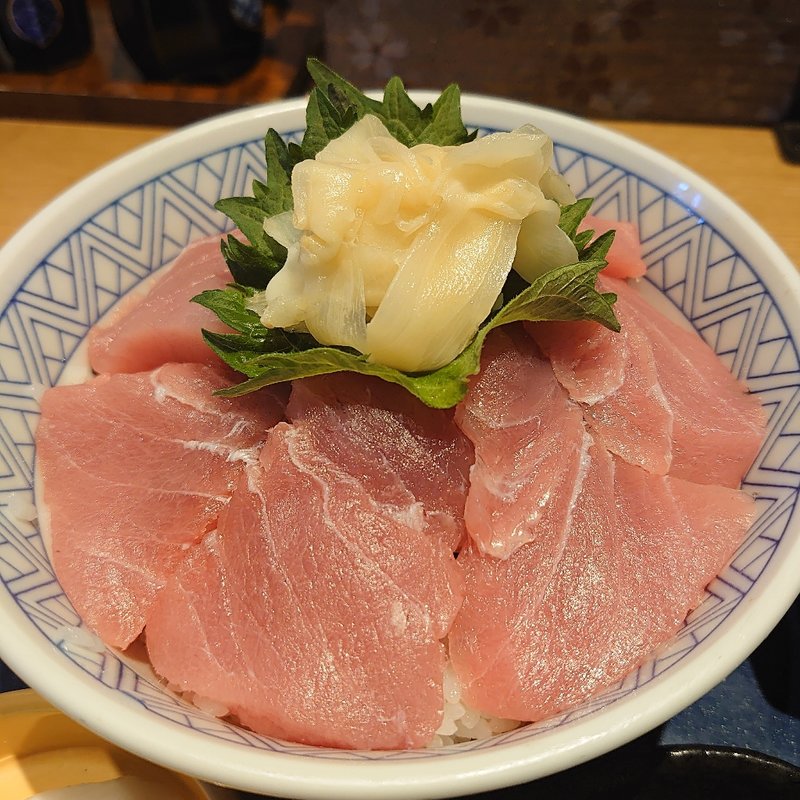 鉄火丼(地鶏めん棒 玉川)