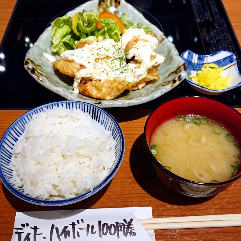 チキン南蛮定食(とり酒場 博多華善 春吉店)
