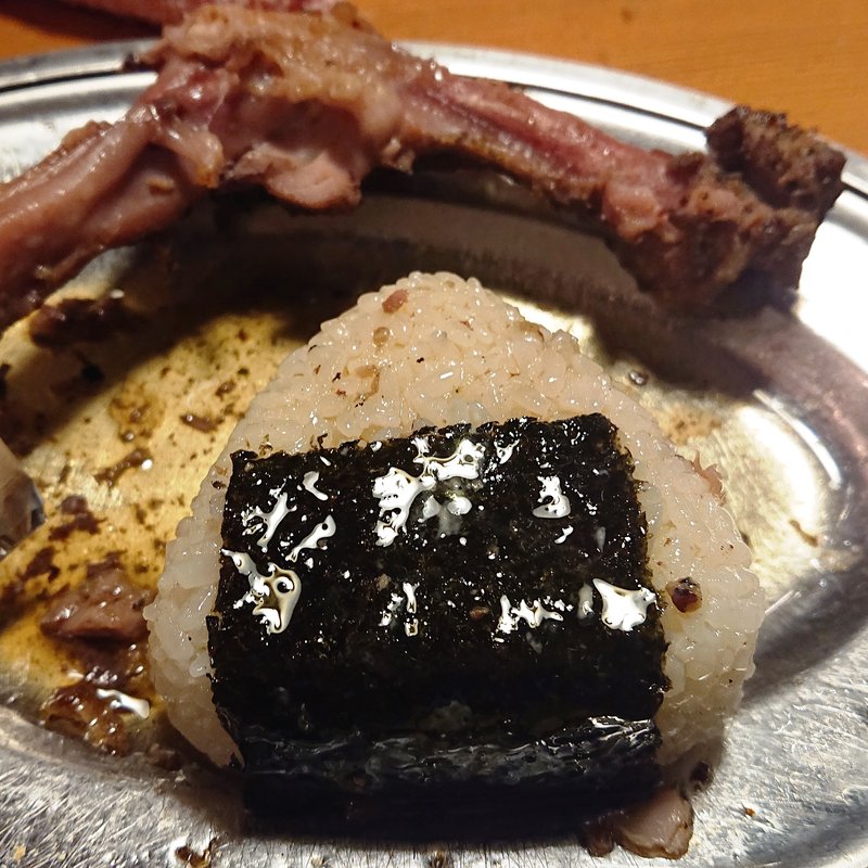 骨付鳥専用おむすび(2個)(骨付鳥、からあげ、ハイボール がブリチキン。武蔵小杉店)