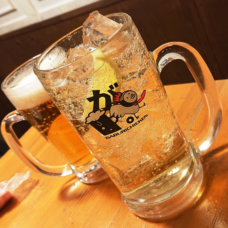 角ハイボール（男前ジョッキ）(骨付鳥、からあげ、ハイボール がブリチキン。武蔵小杉店)