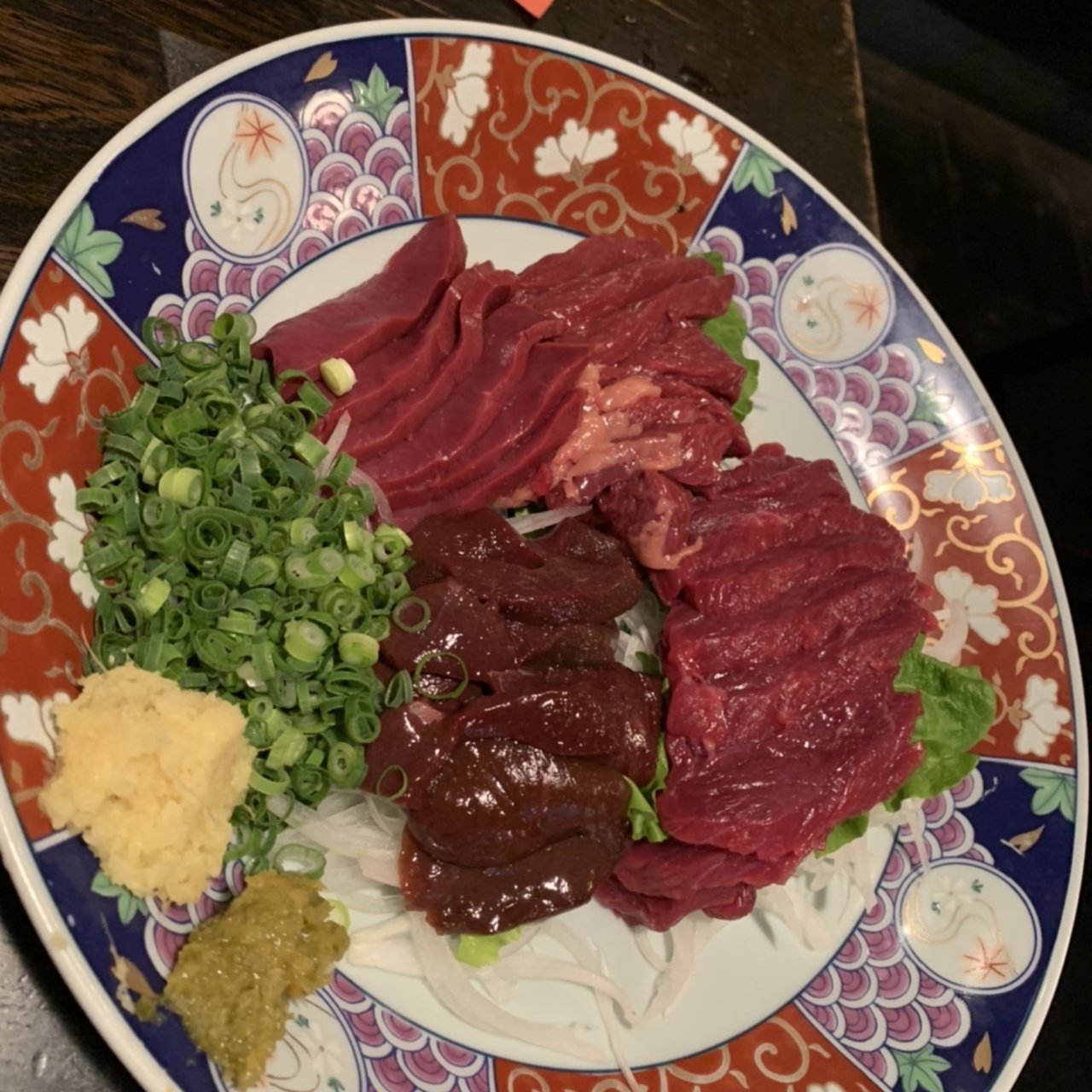 福岡県で食べられる人気馬刺しランキング Sarah サラ