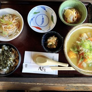 たかなめしだご汁定食(瀬の本農場 八菜家 （セノモトノウジョウ ヤサイヤ）)