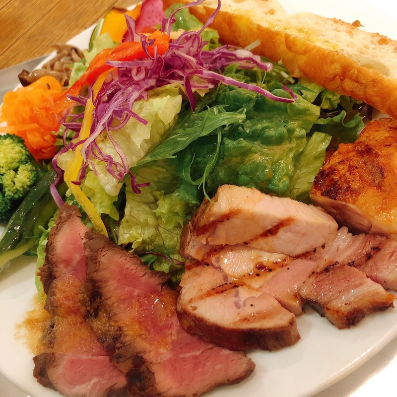 (サラダレストラン Mr．＆Mrs．GREEN （ミスターアンドミセスグリーン）)