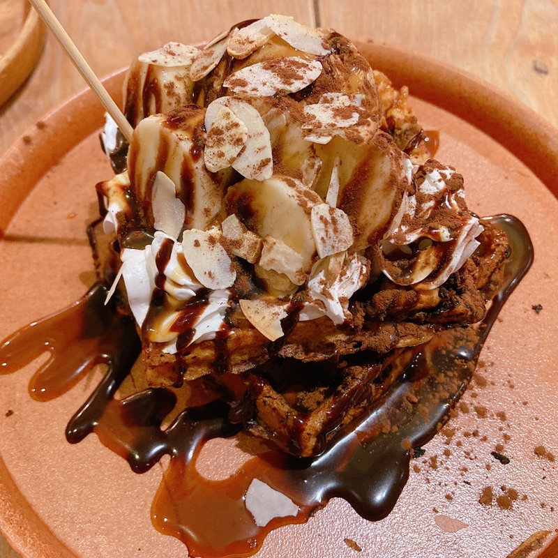 キャラメルバナナワッフル(パエリアン・ピーシーズ)