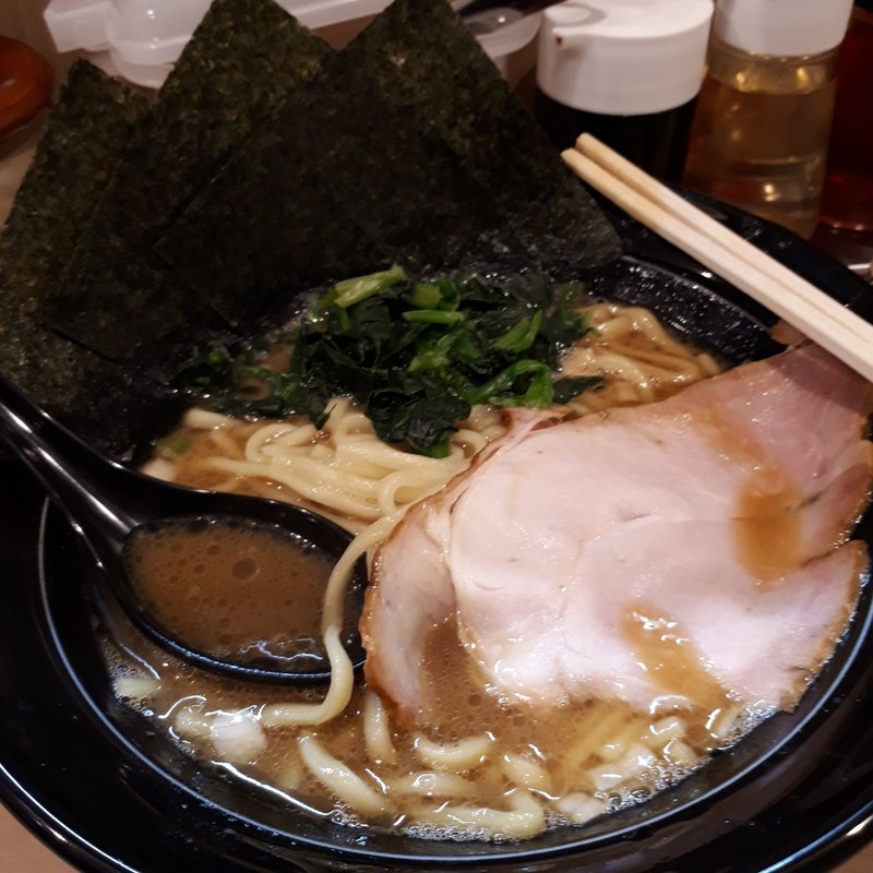 ラーメン(麺屋　いぶすけ
大塚駅前)