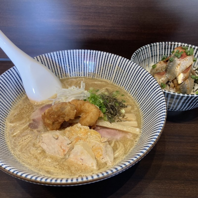 限定　鮟鱇ラーメン(寿製麺よしかわ 西台駅前店)