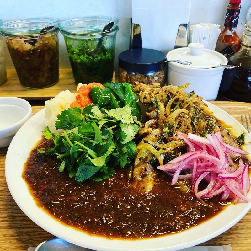 (ブラウンオニオンカレーファクトリー)