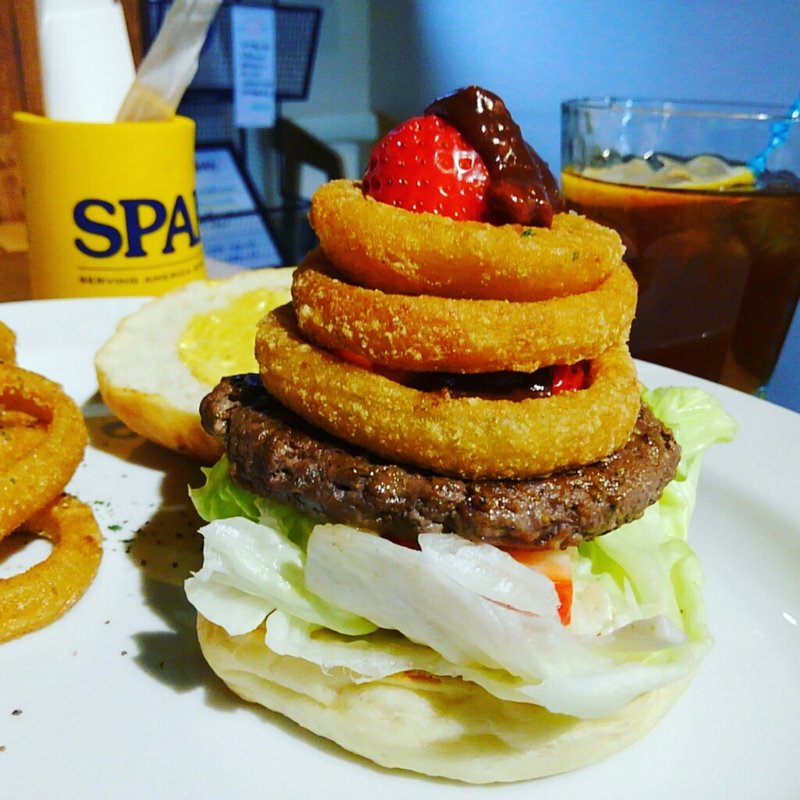 大人の告白バーガー(アオラニカフェ)