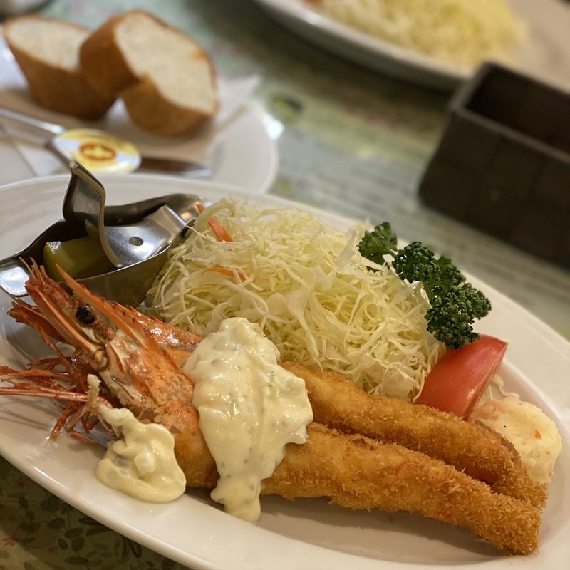 (グリル一平元町店 )