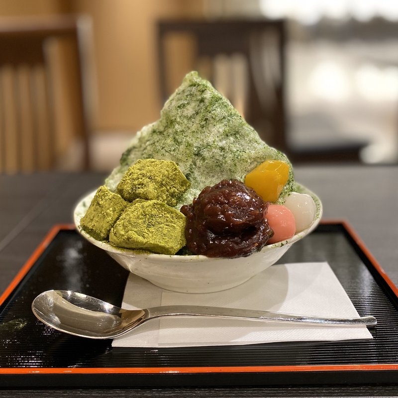 茶葉入りかき氷(茶和々 錦市場 （サワワ）)